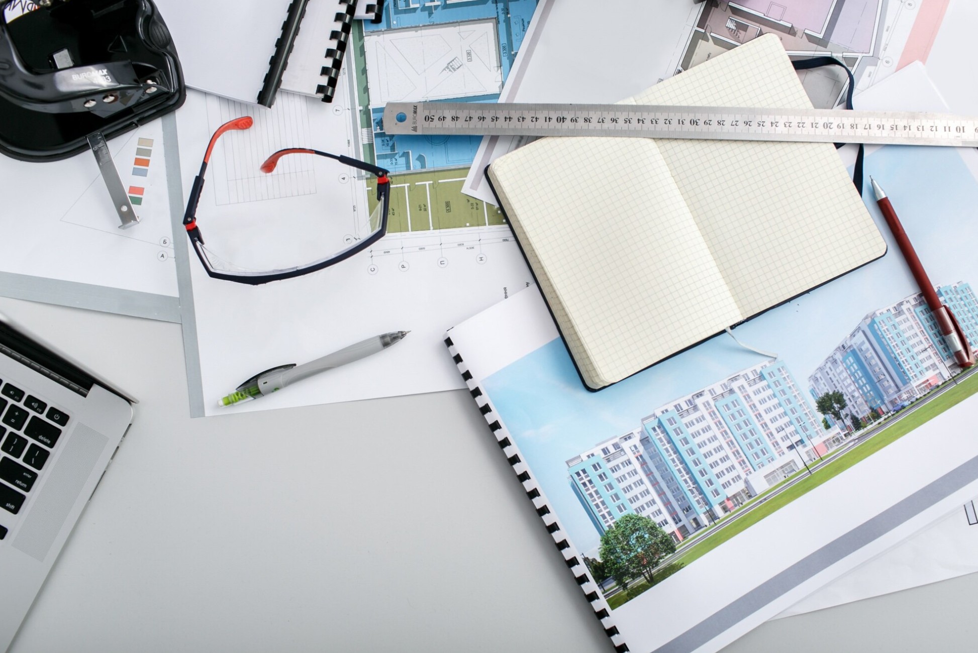 🏠 Недвижимость: агентства, услуги и рынок