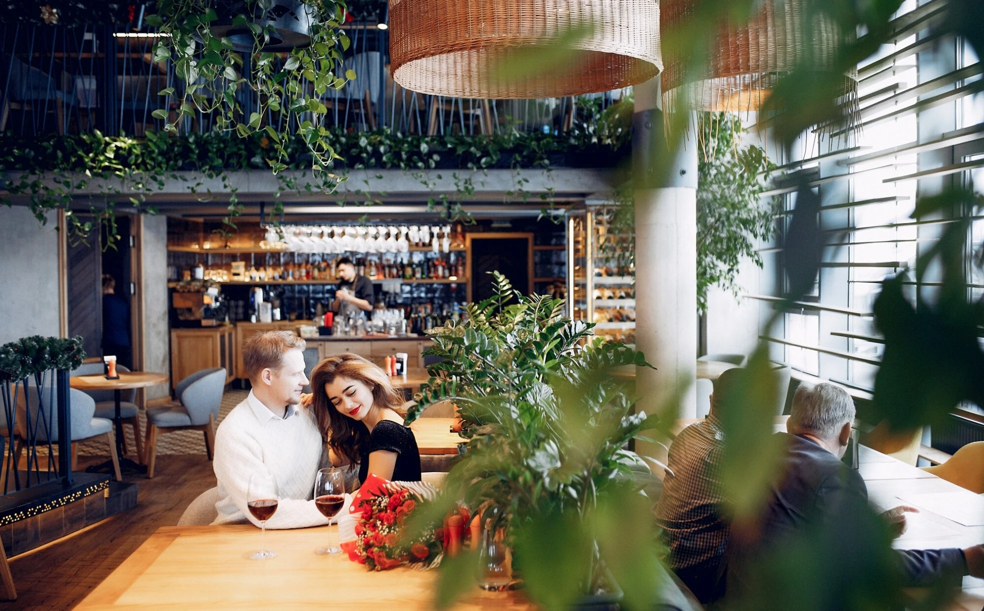 Экстерьерный дизайна кафе и ресторанов: архитектура вкуса и гостеприимства