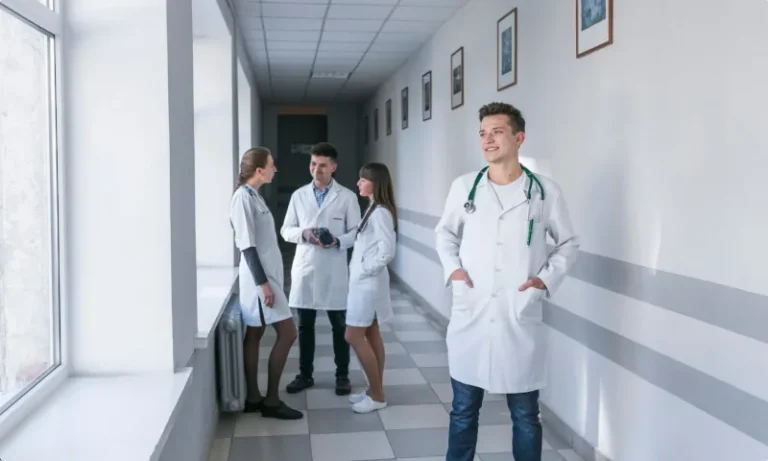 PR-агентство PRslon для клиник и медцентров как строить доверие и развивать бизнес